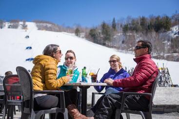 酒店 Holiday Inn Express & Suites Tremblant, An Ihg