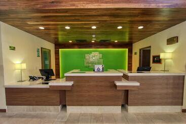 هتل Holiday Inn Leon, An Ihg