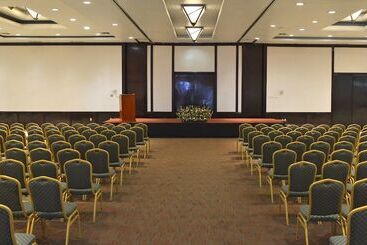 Отель Holiday Inn Morelia, An Ihg