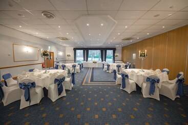 هتل Holiday Inn Newport, An Ihg