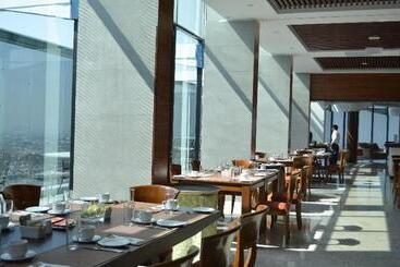 هتل Holiday Inn Queretaro Zona Diamante, An Ihg