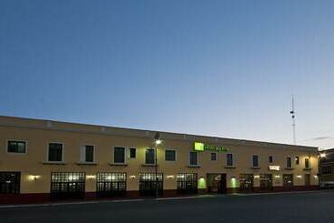 هتل Holiday Inn Veracruz Centro Historico, An Ihg