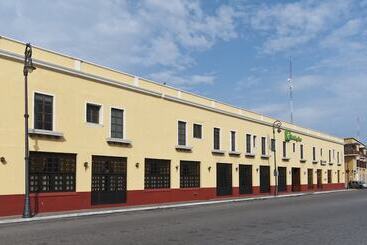 هتل Holiday Inn Veracruz Centro Historico, An Ihg