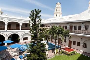 هتل Holiday Inn Veracruz Centro Historico, An Ihg