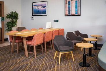 酒店 Holiday Inn Victoria   Elk Lake, An Ihg