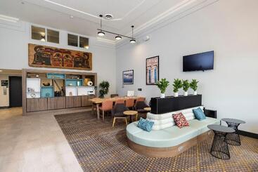 酒店 Holiday Inn Victoria   Elk Lake, An Ihg