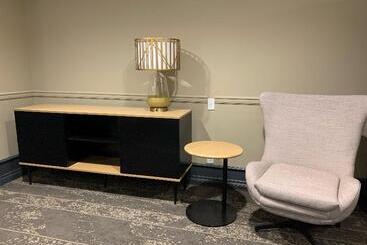 酒店 Holiday Inn Victoria   Elk Lake, An Ihg