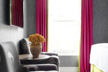Knightsbridge Hotel, Firmdale Hotels
