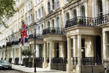 Knightsbridge Hotel, Firmdale Hotels