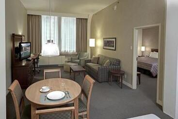 בית מלון כפרי Le Square Phillips Hôtel & Suites