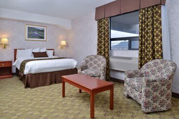 هتل Lexington Inn & Suites Windsor