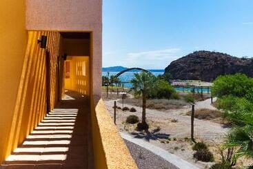 هتل Loreto Bay Golf Resort & Spa At Baja