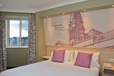 런던지역의 ₩37,594 부터 시작하는 저렴한 호텔 | Destinia