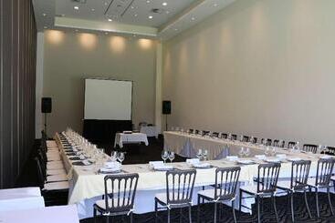 Radisson Poliforum Plaza Hotel Leon