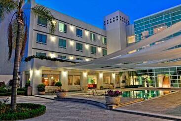 Radisson Poliforum Plaza Hotel Leon