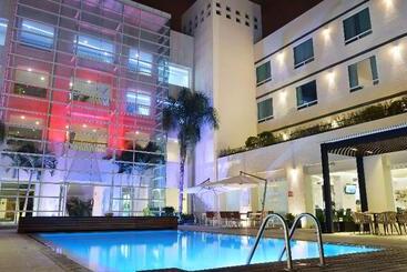 Radisson Poliforum Plaza Hotel Leon