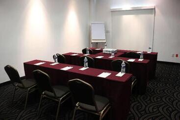 Radisson Poliforum Plaza Hotel Leon