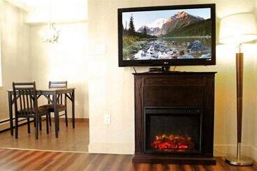 هتل Divya Sutra Suites On Robson Downtown Vancouver