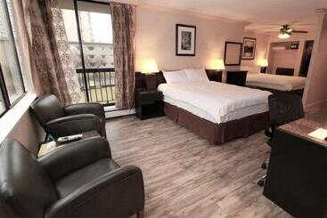 هتل Divya Sutra Suites On Robson Downtown Vancouver