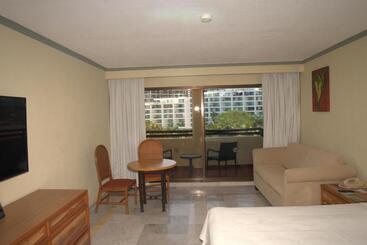 هتل Samba Vallarta All Inclusive