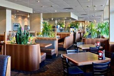 Sandman Hotel & Suites Regina