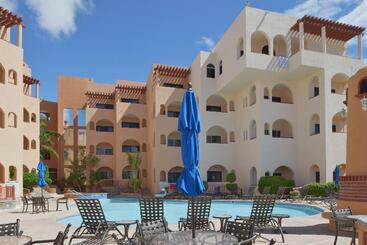 هتل Sea Of Cortez Beach Club