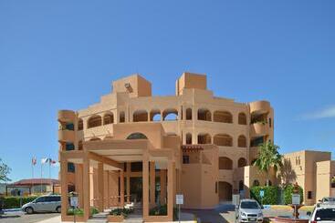هتل Sea Of Cortez Beach Club