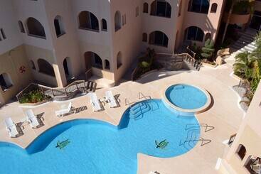 هتل Sea Of Cortez Beach Club