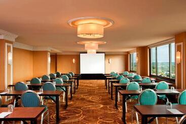 هتل Sheraton Pentagon City