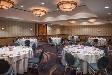 هتل Sheraton Pentagon City