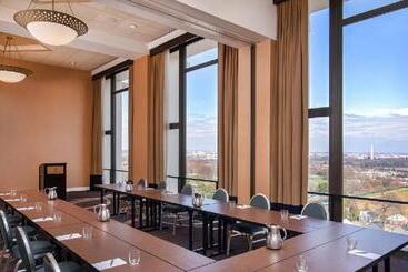 هتل Sheraton Pentagon City