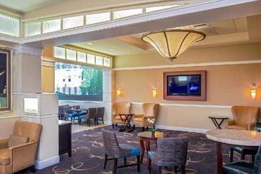 هتل Sheraton Pentagon City