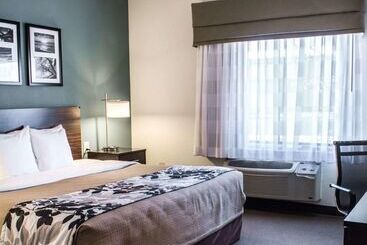 هتل Sleep Inn & Suites Monticello