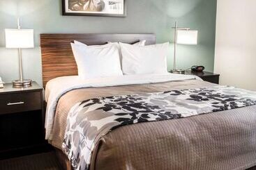 هتل Sleep Inn & Suites Monticello