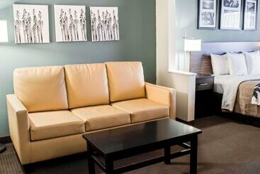 هتل Sleep Inn & Suites Monticello