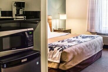 هتل Sleep Inn & Suites Monticello
