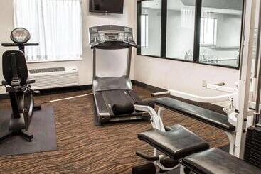 هتل Sleep Inn & Suites Monticello