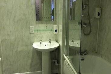 هتل Merchant City Inn