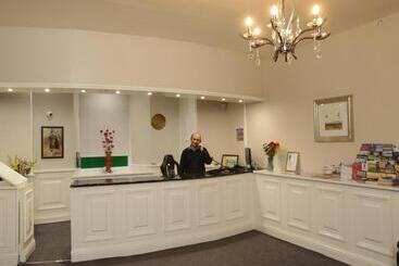 هتل Merchant City Inn