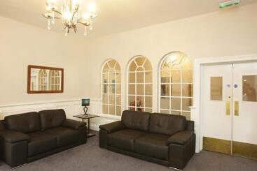 هتل Merchant City Inn