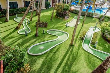 هتل The Reef Coco Beach