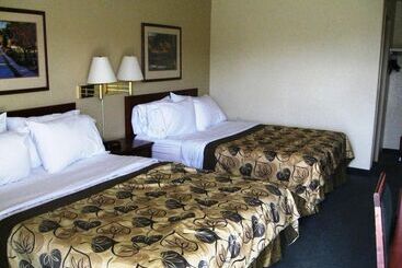 هتل Travelodge By Wyndham Drumheller Ab