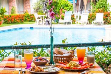 ホテル Vallarta Sol