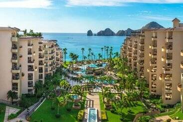 هتل Villa La Estancia Beach Resort & Spa