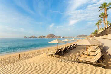هتل Villa La Estancia Beach Resort & Spa
