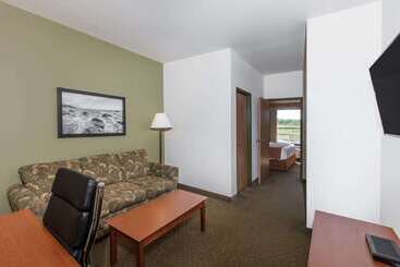 مُتل Super 8 By Wyndham Amherst Ns