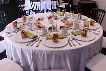 Radisson Poliforum Plaza Hotel Leon