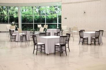 Radisson Poliforum Plaza Hotel Leon