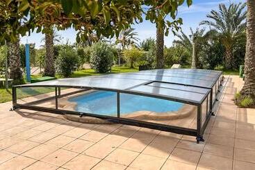 Stunning Home In La Marina, Elche - La Marina