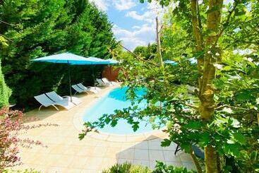 تختخواب و صبحانه Le Cocon Bohème   Espace Bien être Avec Spa   Piscine Chauffée